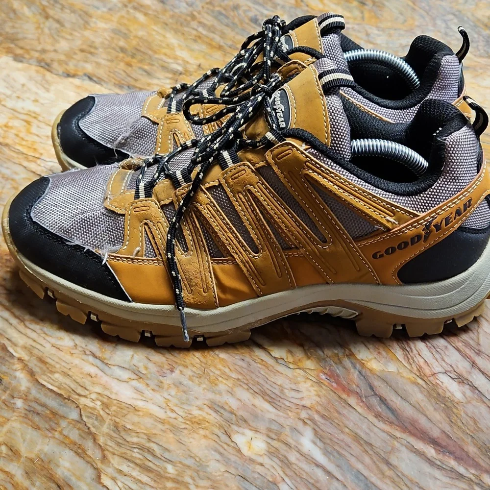 GOODYEAR Striker-P Men's Hiking Shoes in Wheat - 10
